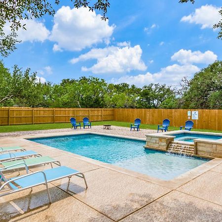 Spacious 5 Bdrm Home Mins To Wineries With Private Pool And Hot Tub! Johnson City Bagian luar foto