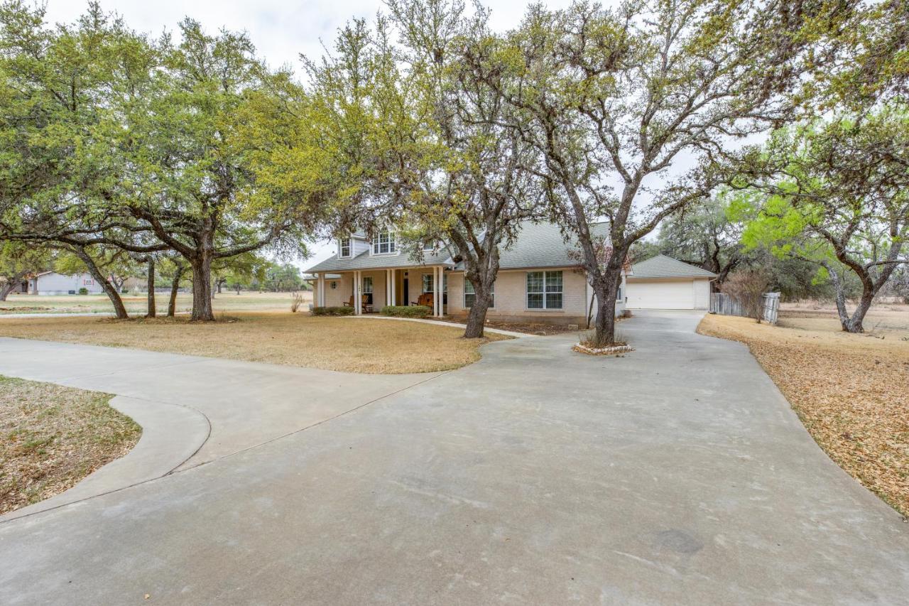 Spacious 5 Bdrm Home Mins To Wineries With Private Pool And Hot Tub! Johnson City Bagian luar foto